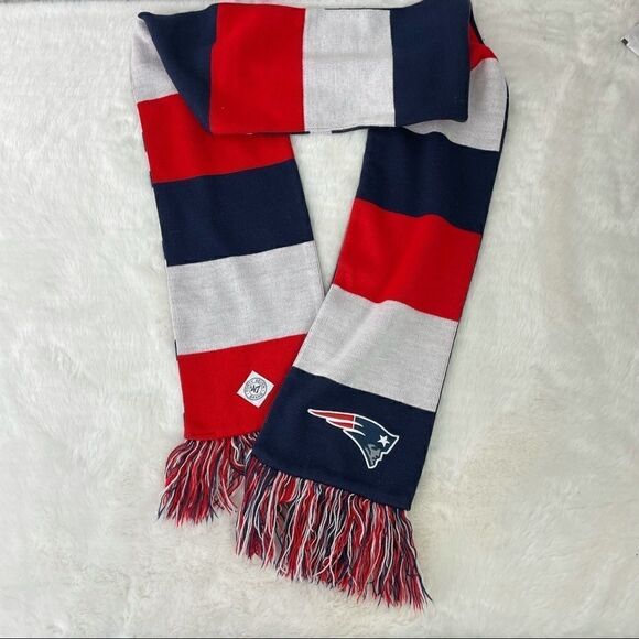 New England Patriots 47 Brand Scarf - Picture 2 of 6